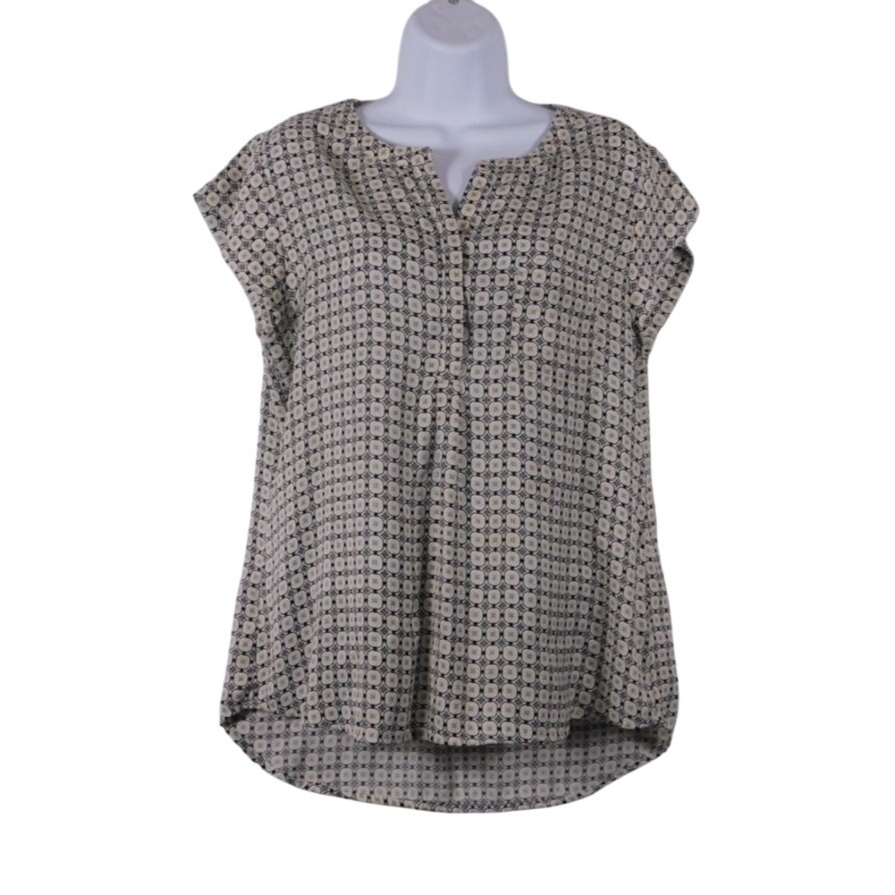 Liz Claiborne Lightweight Flutter Sleeve V Neck Blouse Geometric Sz Medium A18